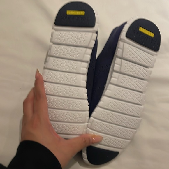 NEW Cole Haan Women’s Navy Shoes Size 8 - Picture 5 of 6